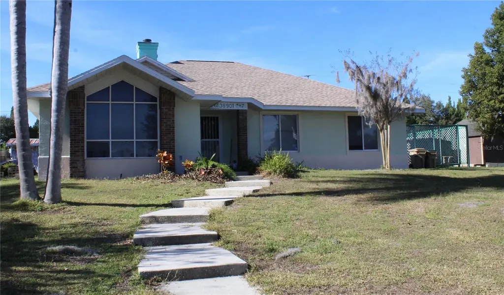 38901 Ella Drive Lady Lake FL 32159