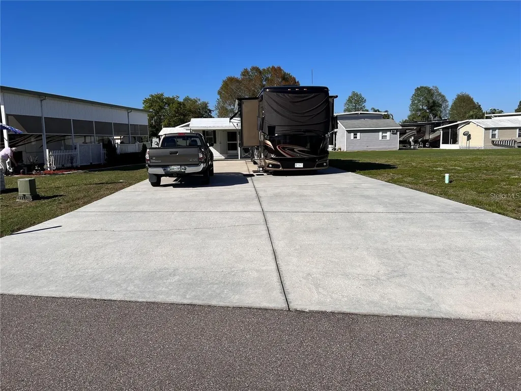 5062 Southshore Drive Polk City FL 33868
