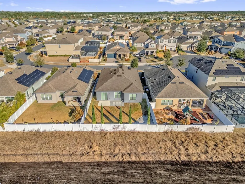 2462 Felce Court Davenport FL 33897