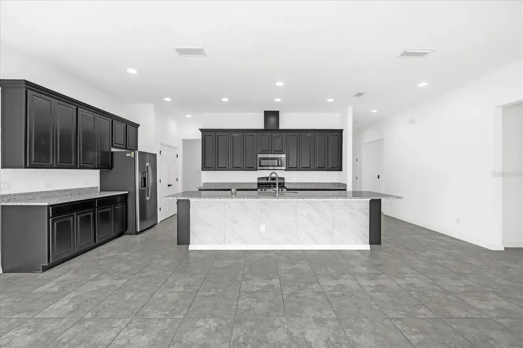 2462 Felce Court Davenport FL 33897