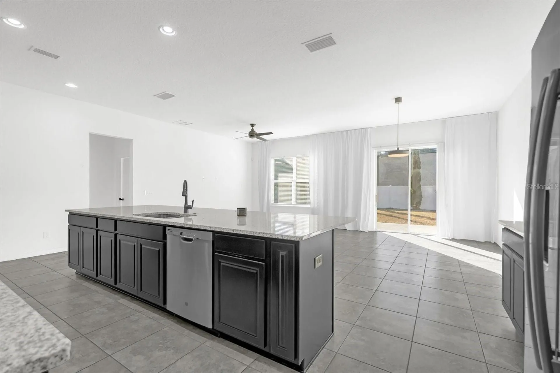 2462 Felce Court Davenport FL 33897