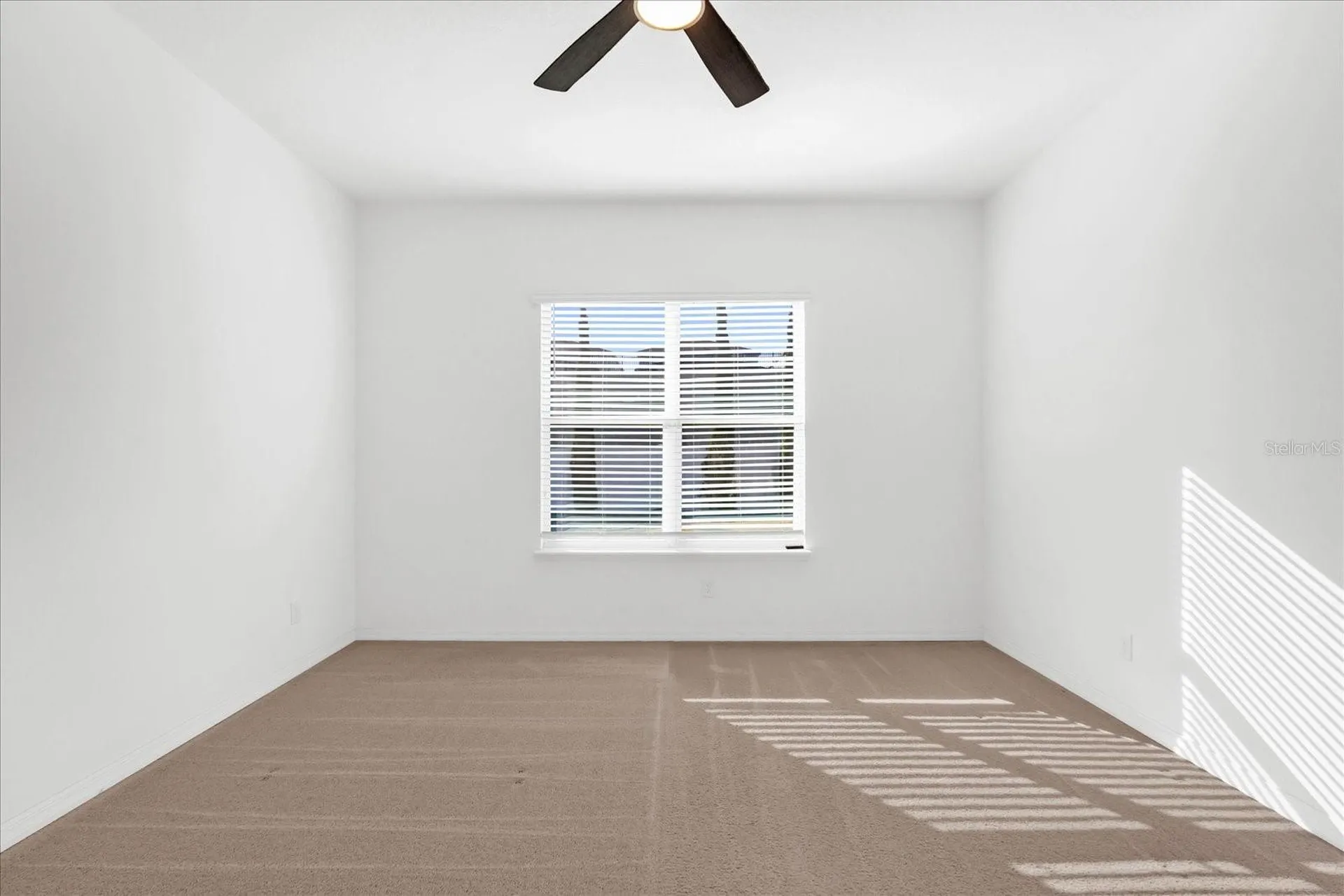 2462 Felce Court Davenport FL 33897