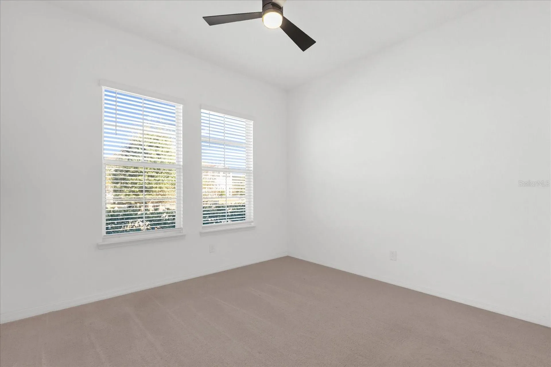 2462 Felce Court Davenport FL 33897