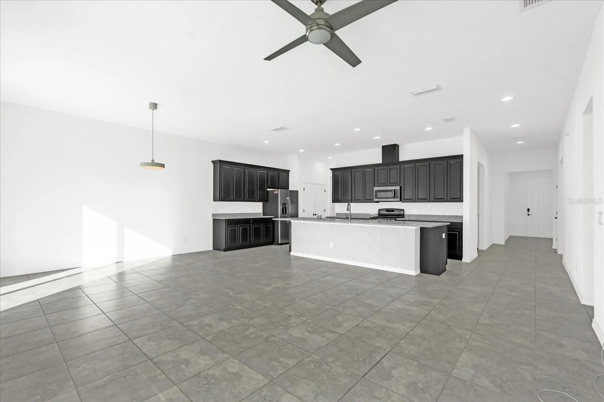 2462 Felce Court Davenport FL 33897