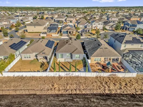 2462 Felce Court Davenport FL 33897