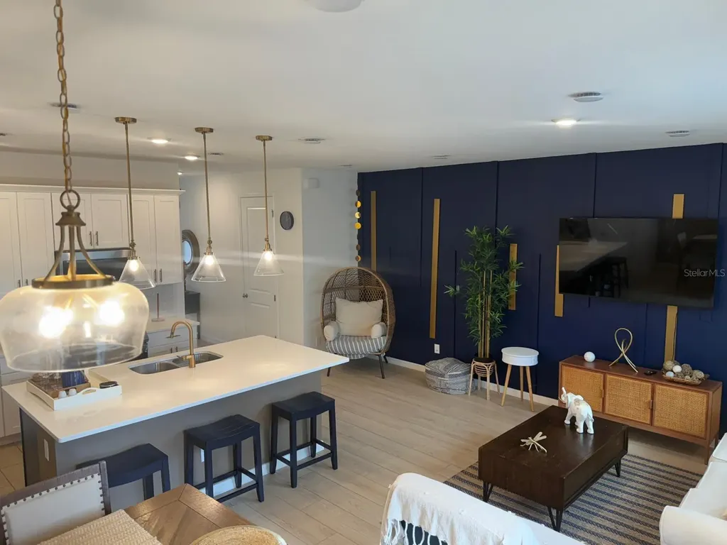 803 Longboat Drive NW Davenport FL 33896