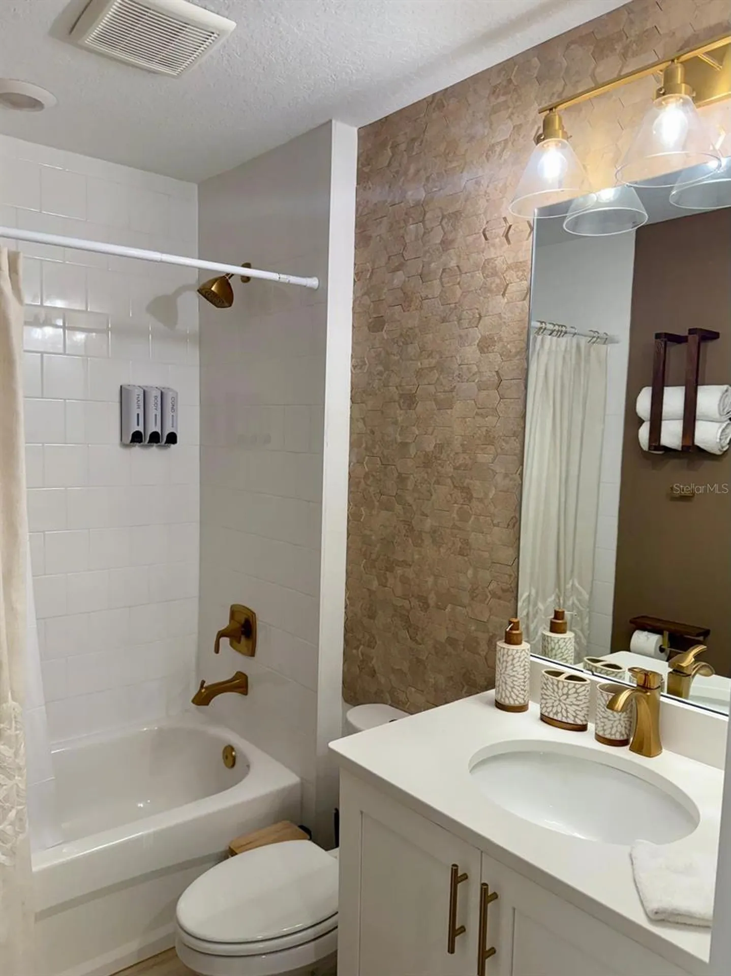 803 Longboat Drive NW Davenport FL 33896