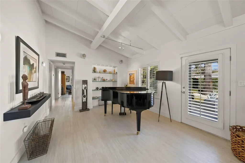 1780 Spring Creek Drive Sarasota FL 34239