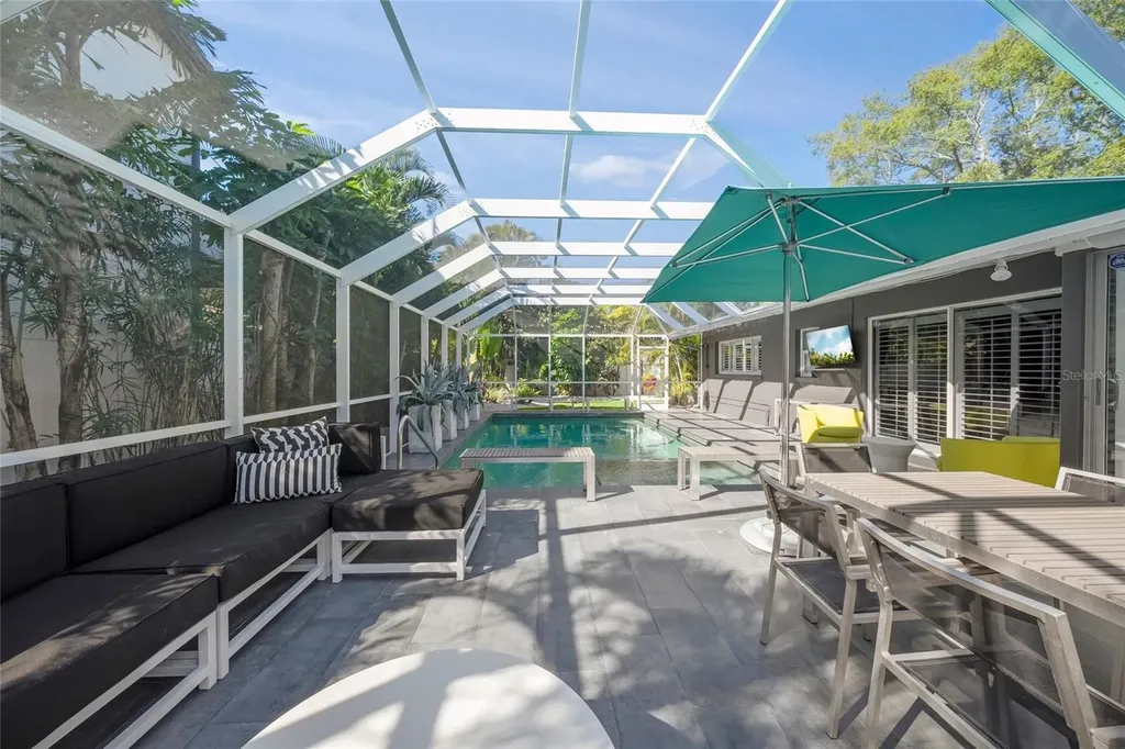 1780 Spring Creek Drive Sarasota FL 34239