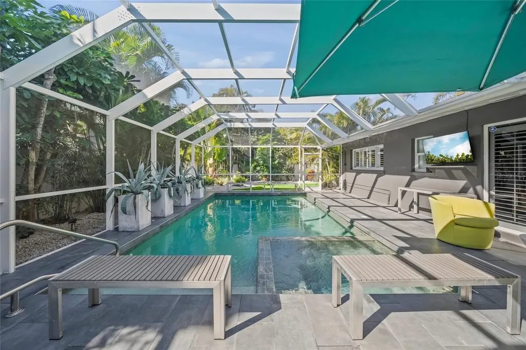 1780 Spring Creek Drive Sarasota FL 34239