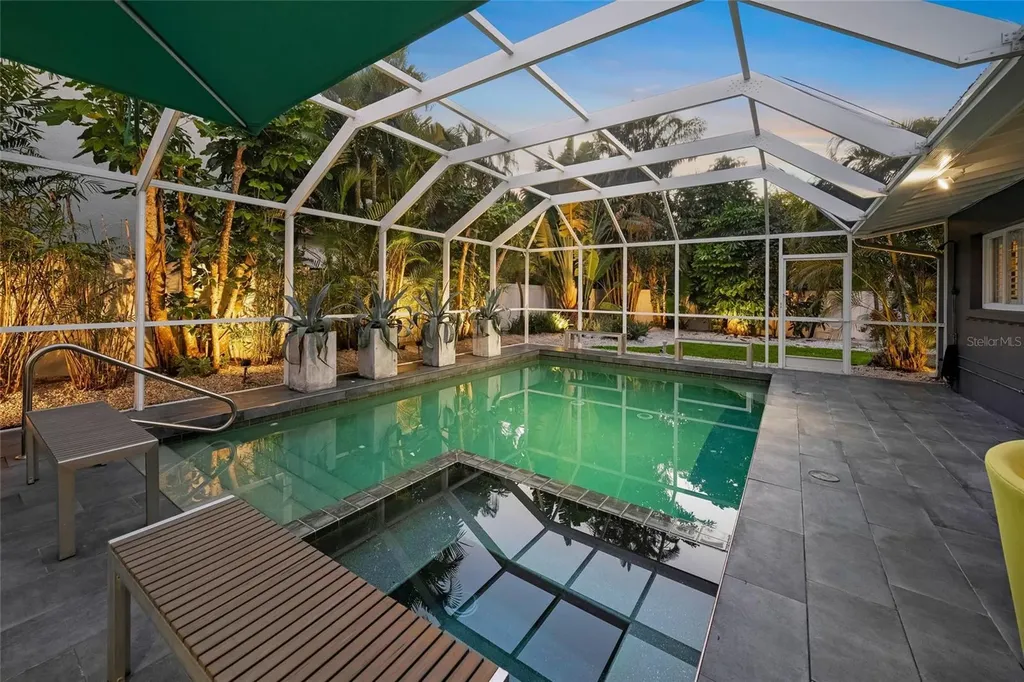 1780 Spring Creek Drive Sarasota FL 34239