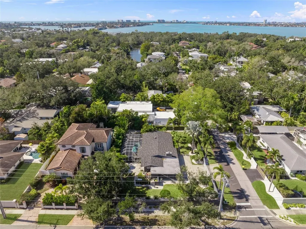 1780 Spring Creek Drive Sarasota FL 34239