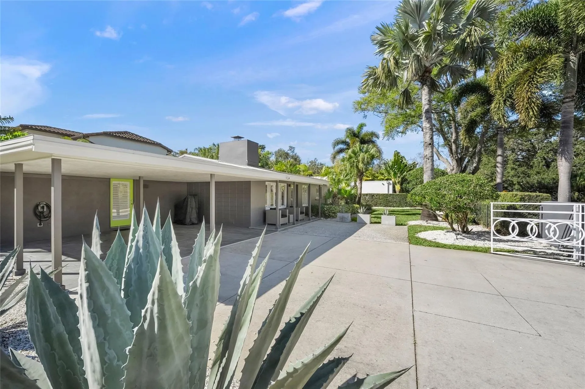 1780 Spring Creek Drive Sarasota FL 34239