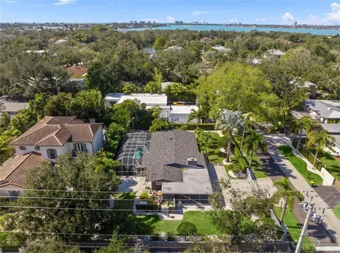 1780 Spring Creek Drive Sarasota FL 34239