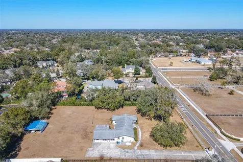 1700 S Miller Road Valrico FL 33594