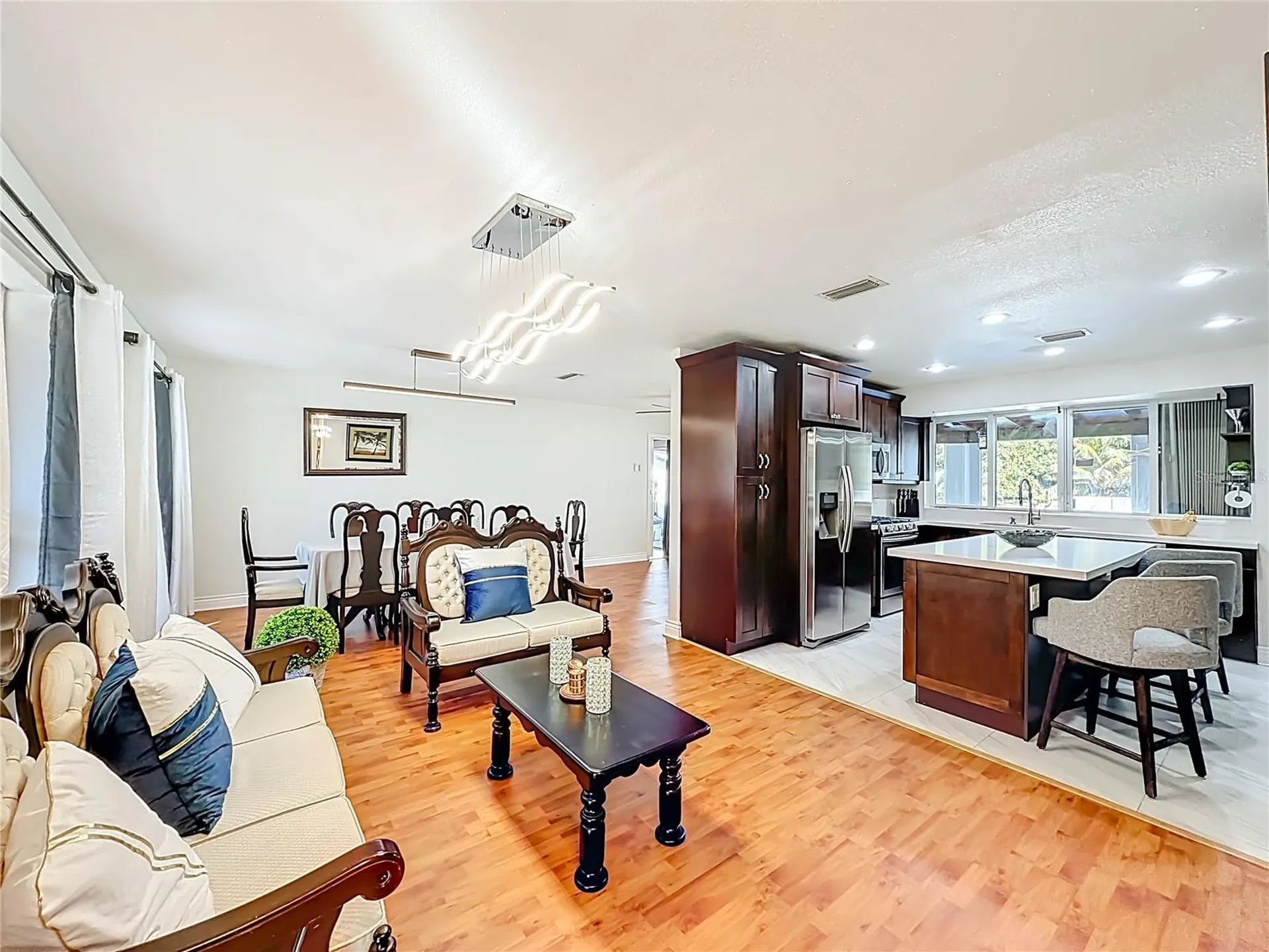 2913 Dolphin Drive Miramar FL 33025