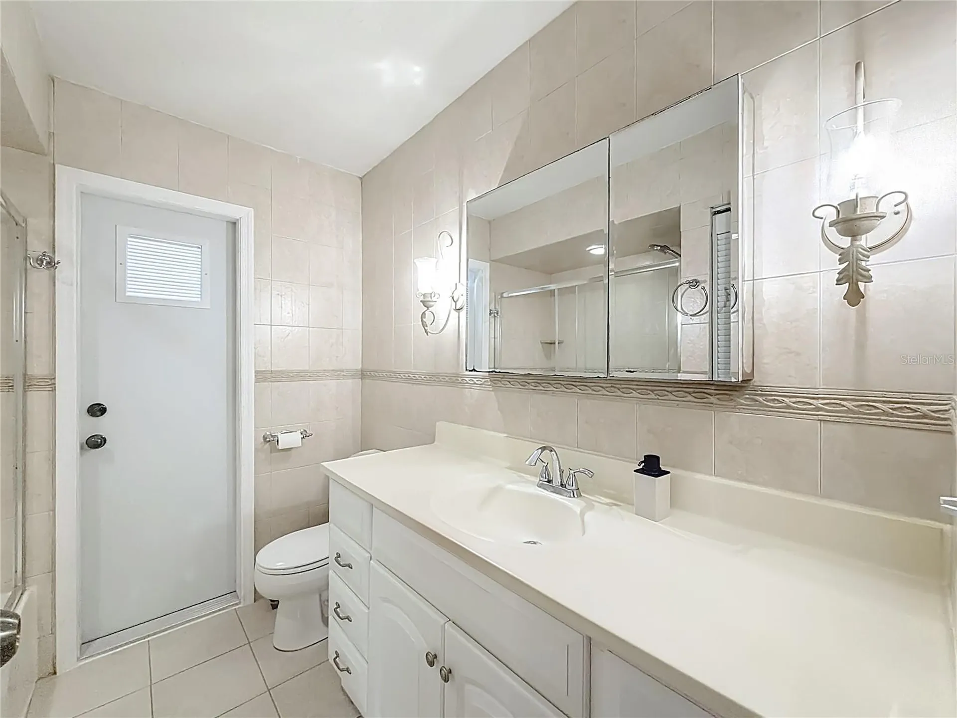 2913 Dolphin Drive Miramar FL 33025