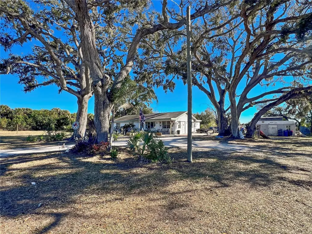 2519 Moccasin Wallow Road Palmetto FL 34221