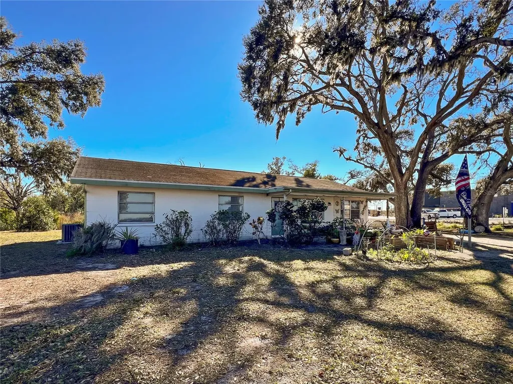2519 Moccasin Wallow Road Palmetto FL 34221