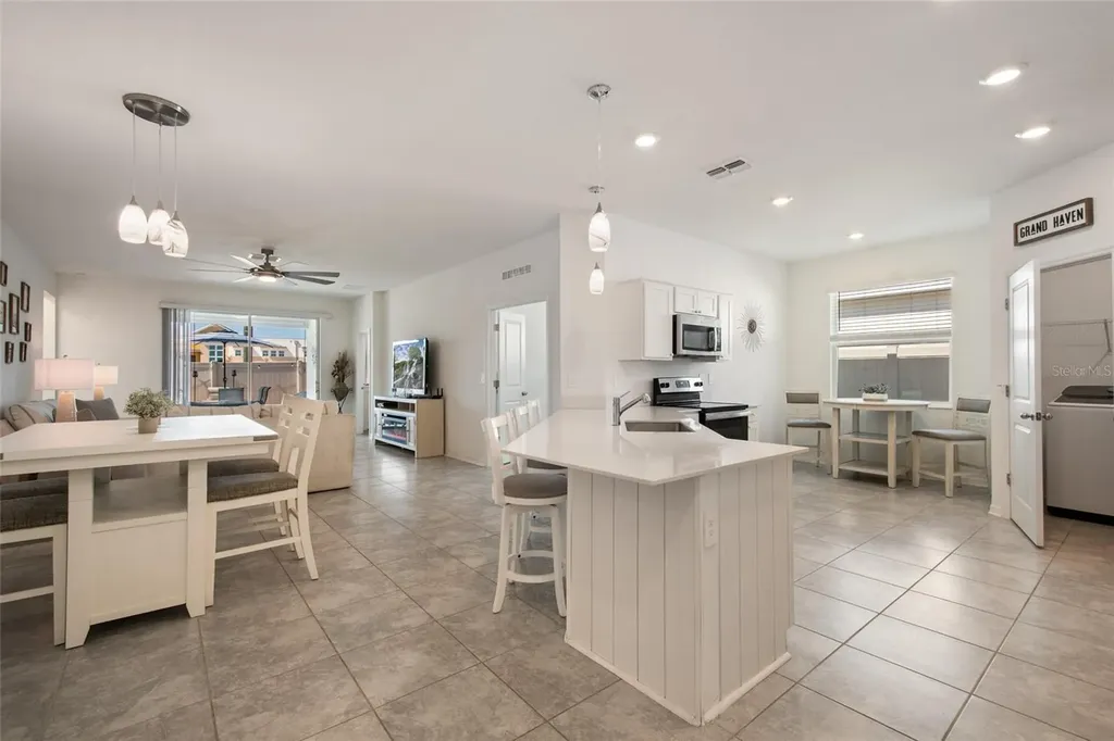 1172 Tyler Loop Winter Haven FL 33884