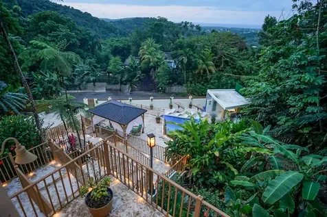 Calle 9 Mameyes Ii Colinas Del Yunque Rio Grande PR 00745