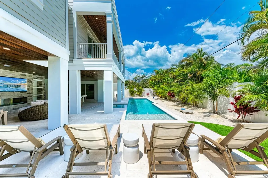 215 83rd Street Holmes Beach FL 34217