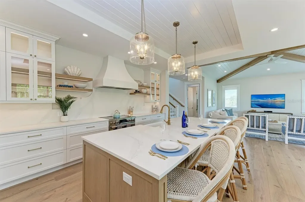 215 83rd Street Holmes Beach FL 34217