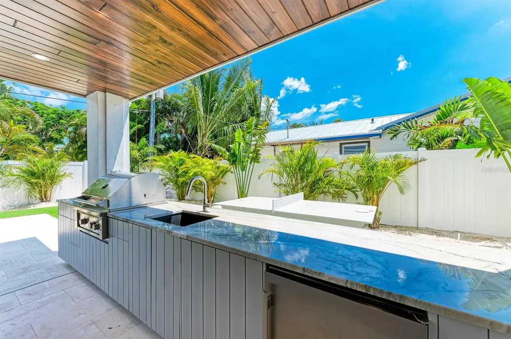 215 83rd Street Holmes Beach FL 34217