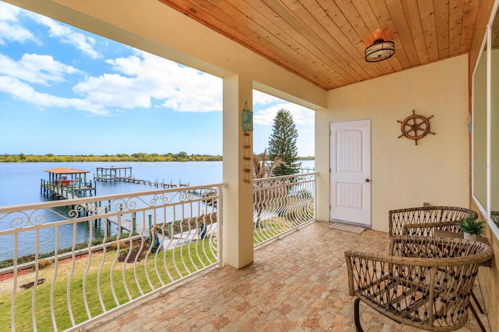 1201 S Riverside Drive Edgewater FL 32132