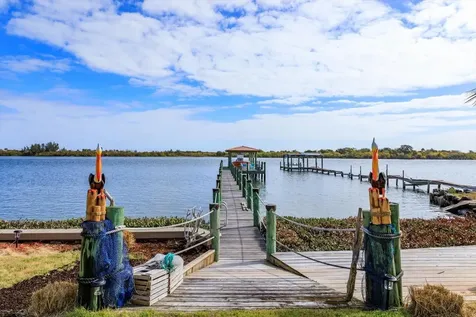 1201 S Riverside Drive Edgewater FL 32132