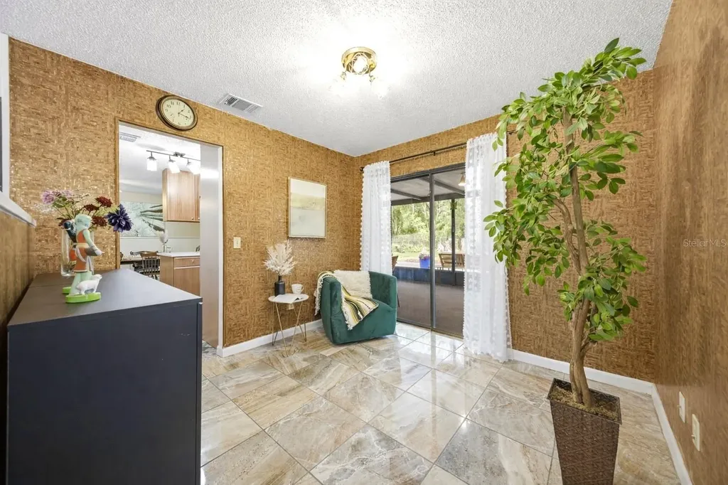 314 E 137th Avenue Tampa FL 33613