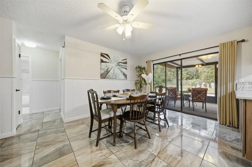314 E 137th Avenue Tampa FL 33613