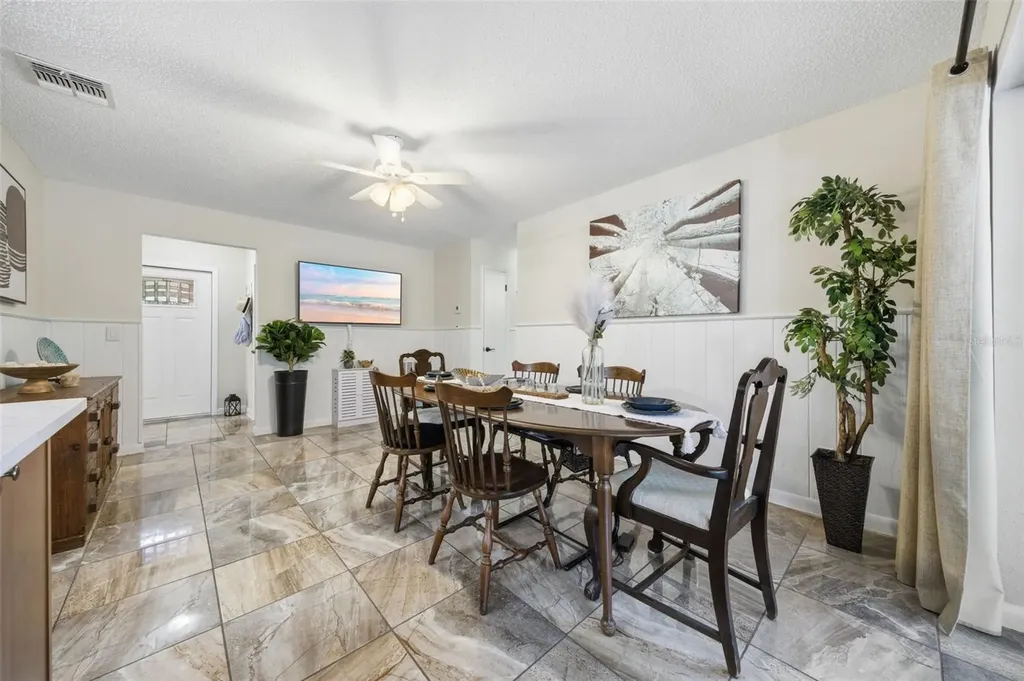 314 E 137th Avenue Tampa FL 33613