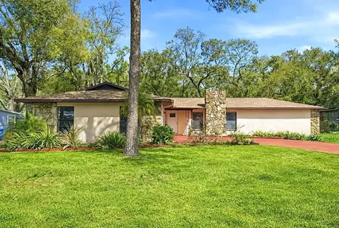 314 E 137th Avenue Tampa FL 33613