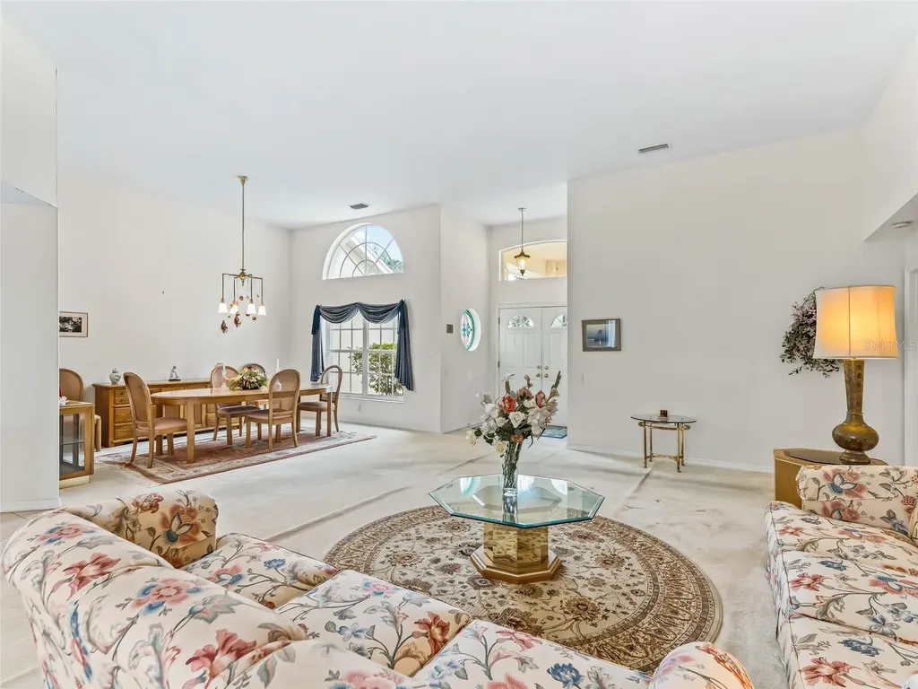 5321 Greens Drive Lady Lake FL 32159