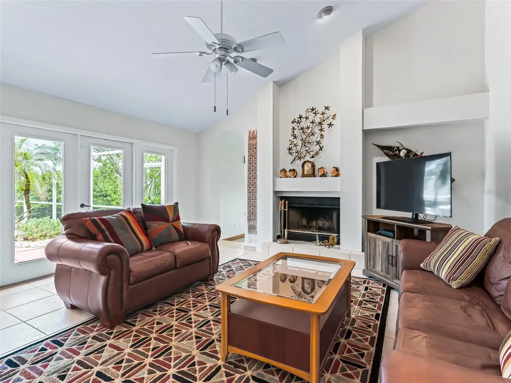 5321 Greens Drive Lady Lake FL 32159