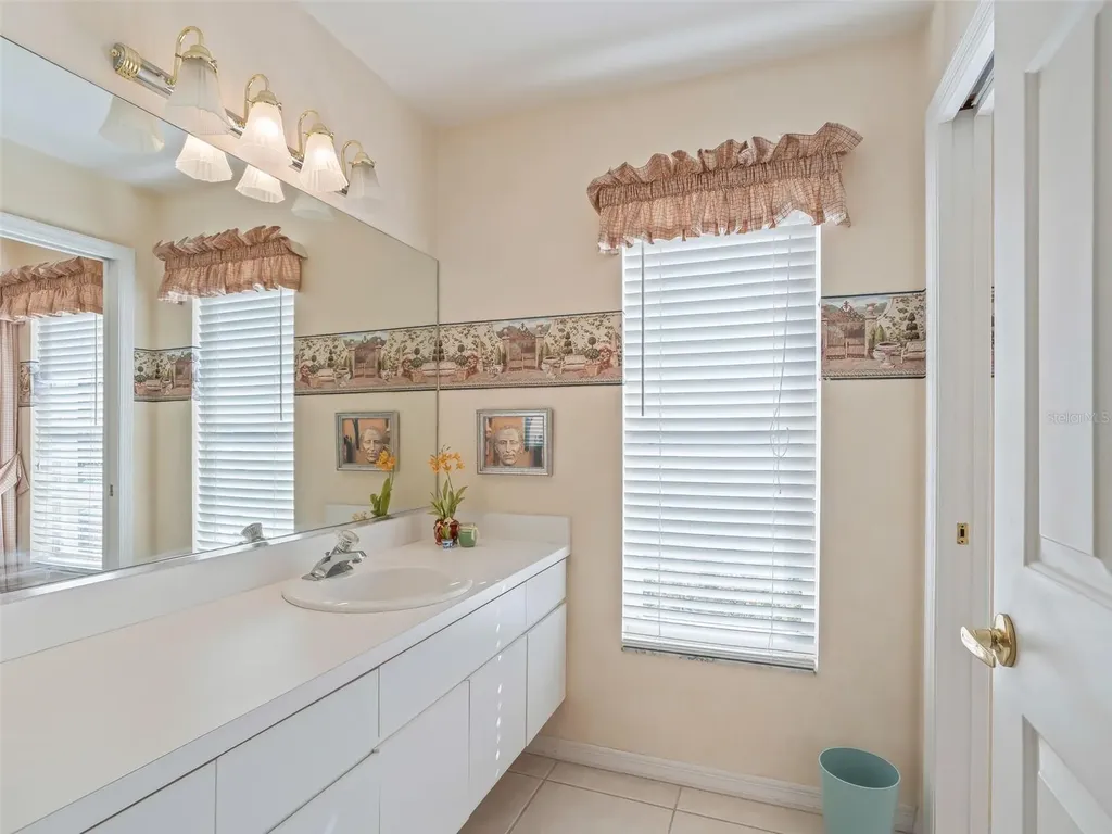 5321 Greens Drive Lady Lake FL 32159