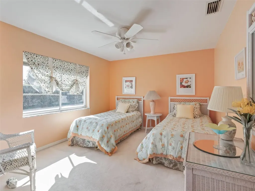 5321 Greens Drive Lady Lake FL 32159