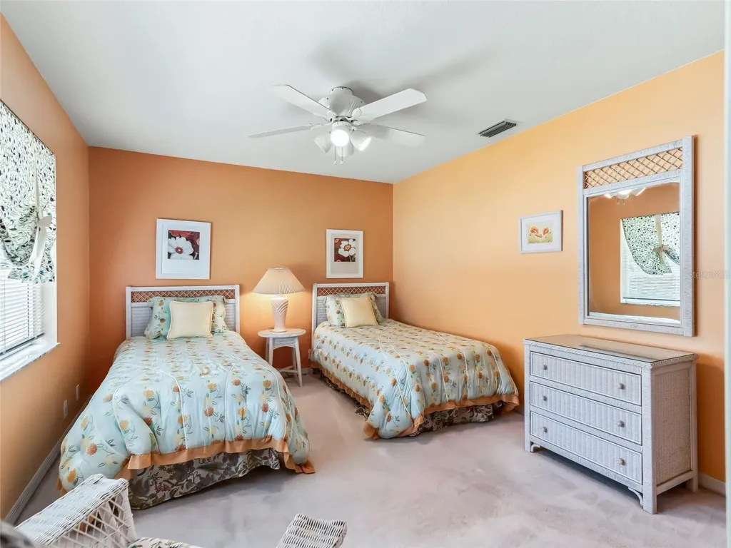 5321 Greens Drive Lady Lake FL 32159