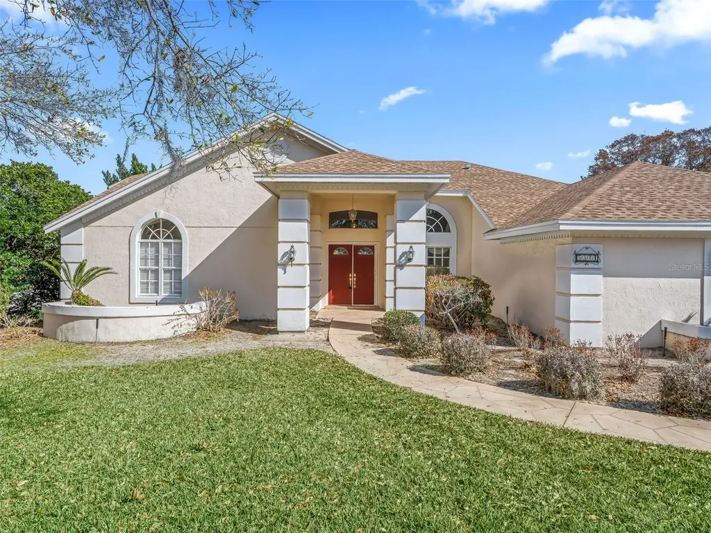 5321 Greens Drive Lady Lake FL 32159