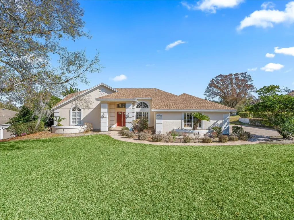 5321 Greens Drive Lady Lake FL 32159