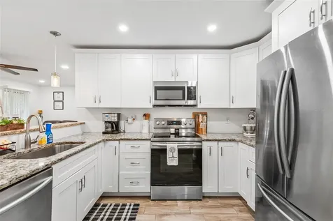 548 Olympic Village Altamonte Springs FL 32714