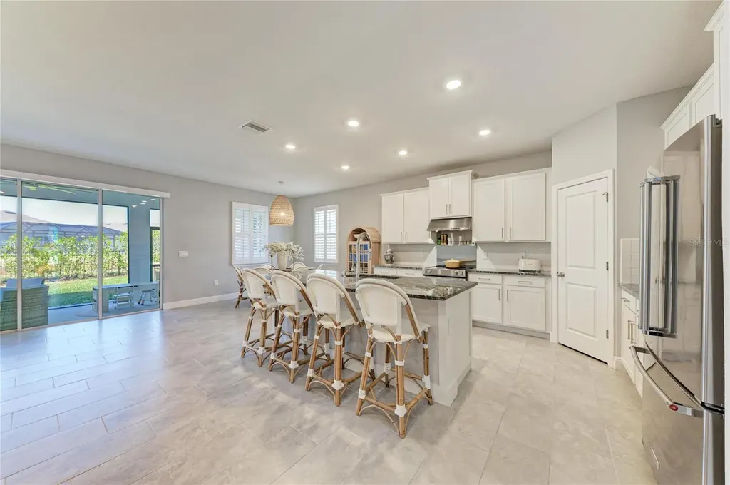 17719 Cantarina Cove Bradenton FL 34211
