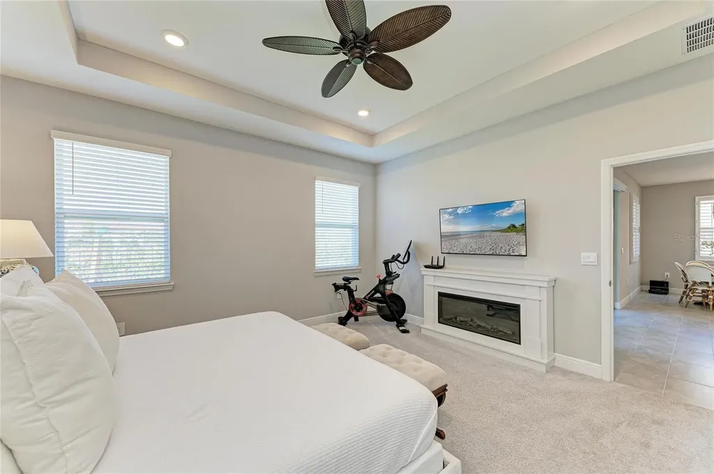 17719 Cantarina Cove Bradenton FL 34211