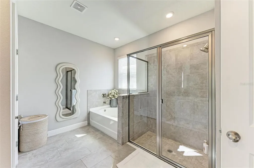 17719 Cantarina Cove Bradenton FL 34211