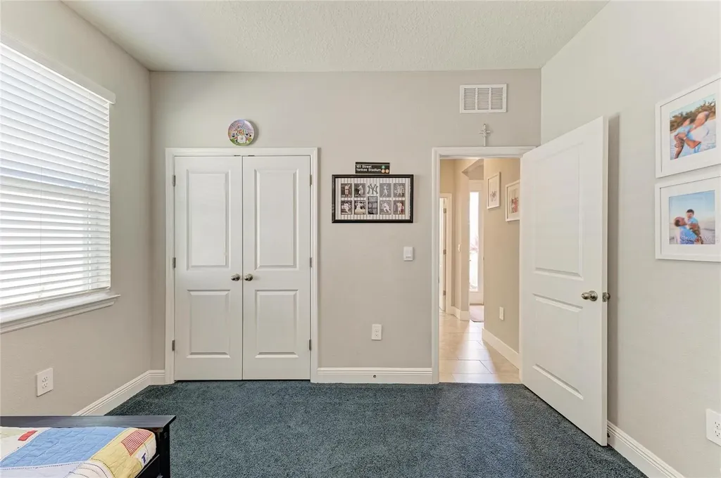 17719 Cantarina Cove Bradenton FL 34211