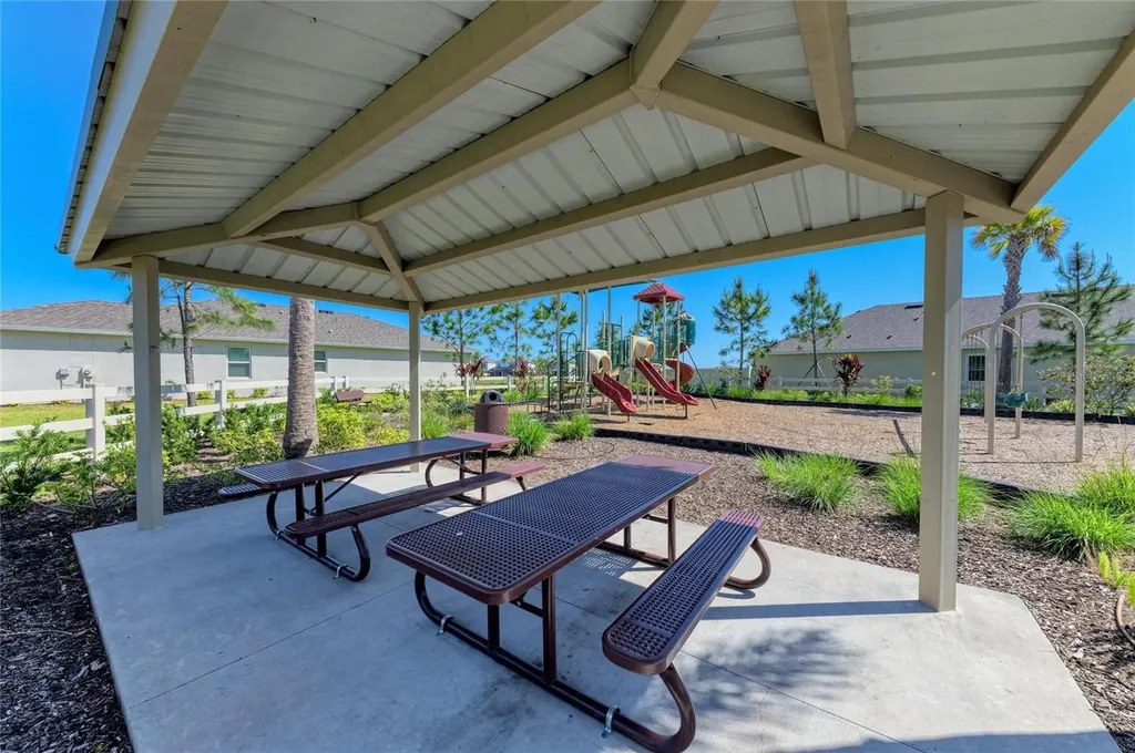 17719 Cantarina Cove Bradenton FL 34211