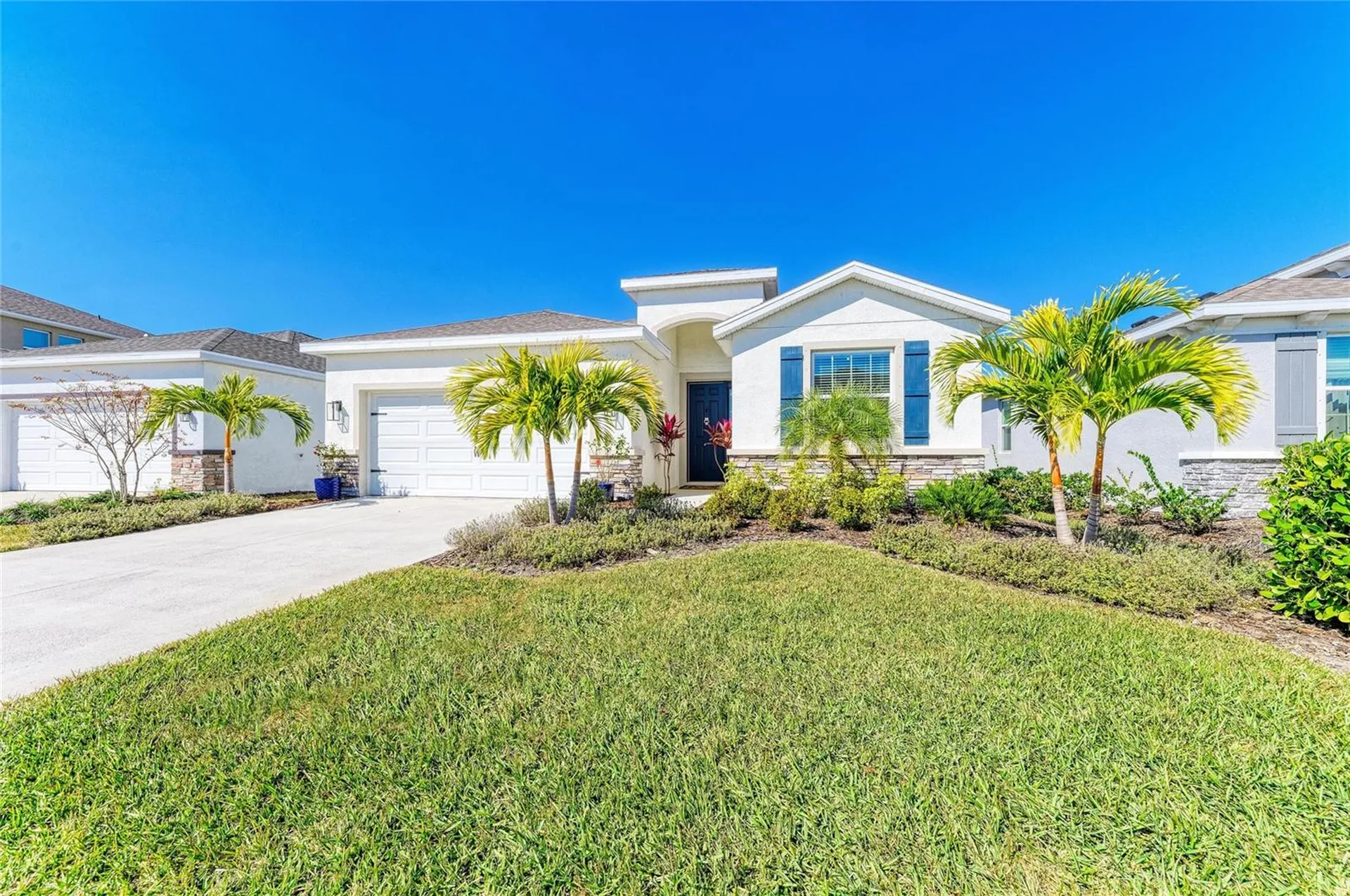 17719 Cantarina Cove Bradenton FL 34211