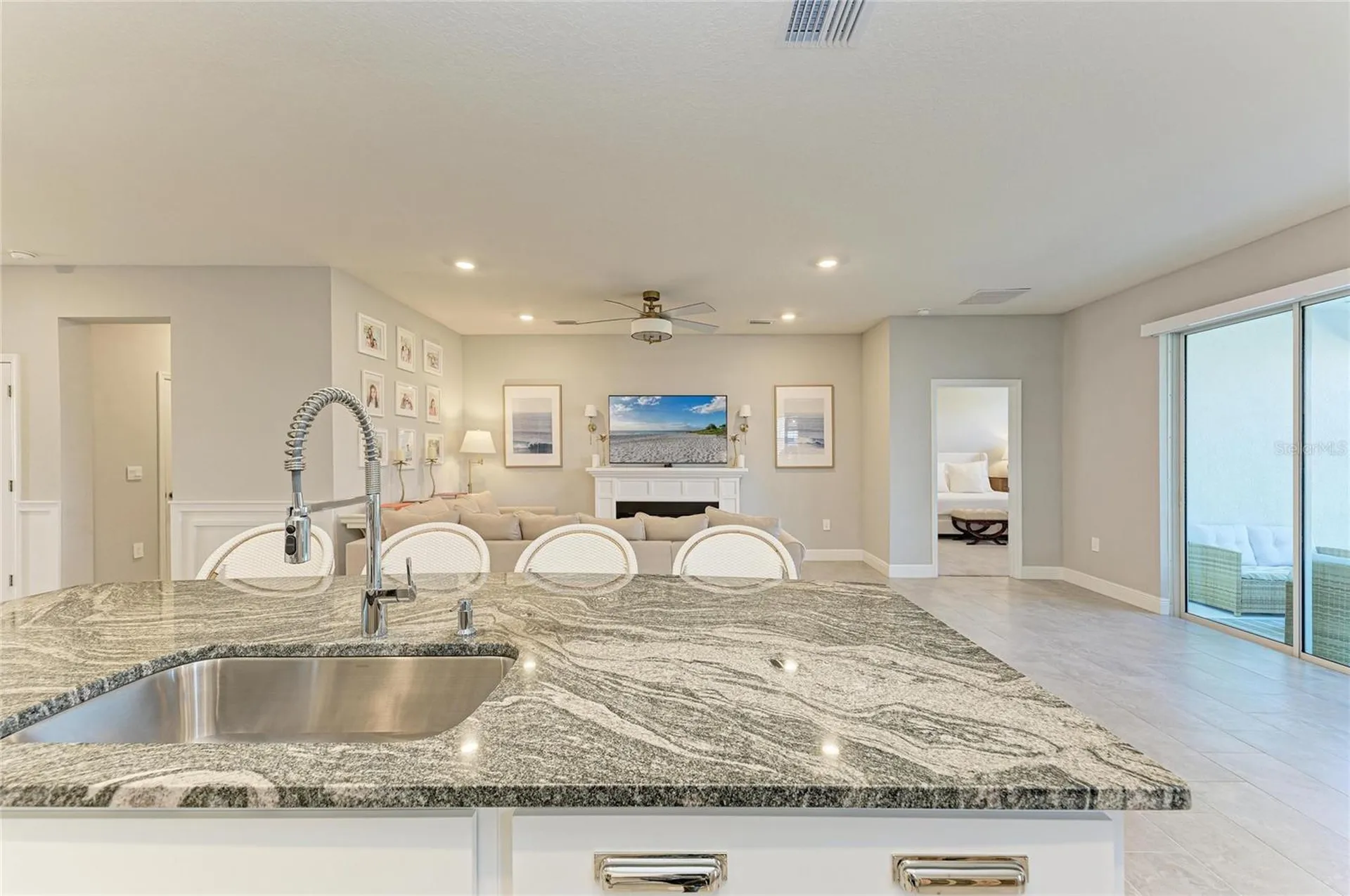 17719 Cantarina Cove Bradenton FL 34211