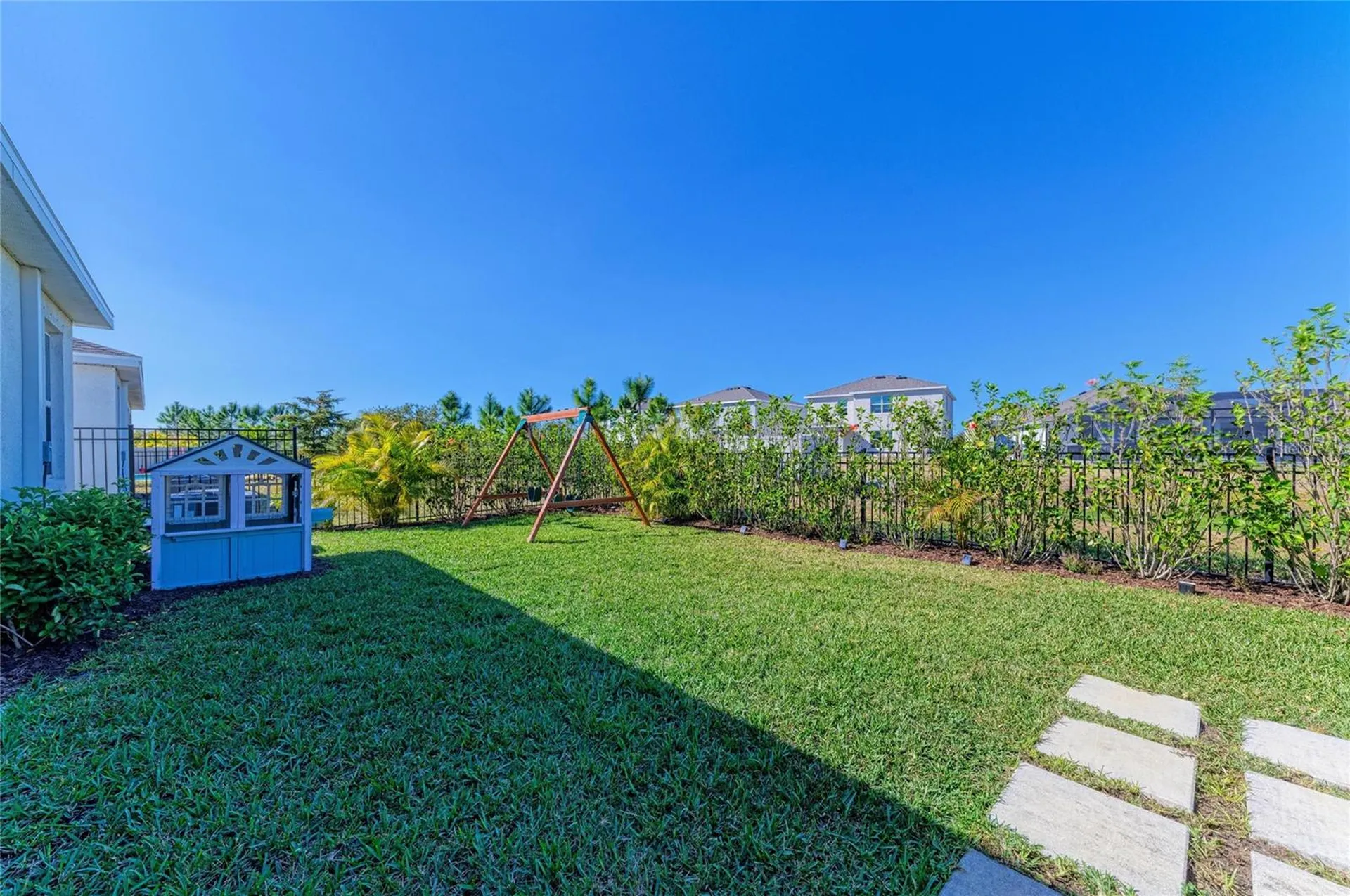17719 Cantarina Cove Bradenton FL 34211